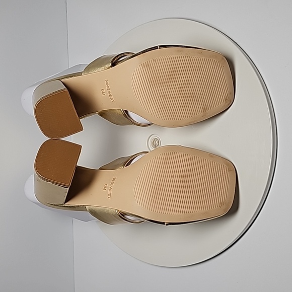 Nine West Gogo Thong Sandals Slides Block Heels Shoes Square Open Toe Gold 6 - Picture 15 of 15